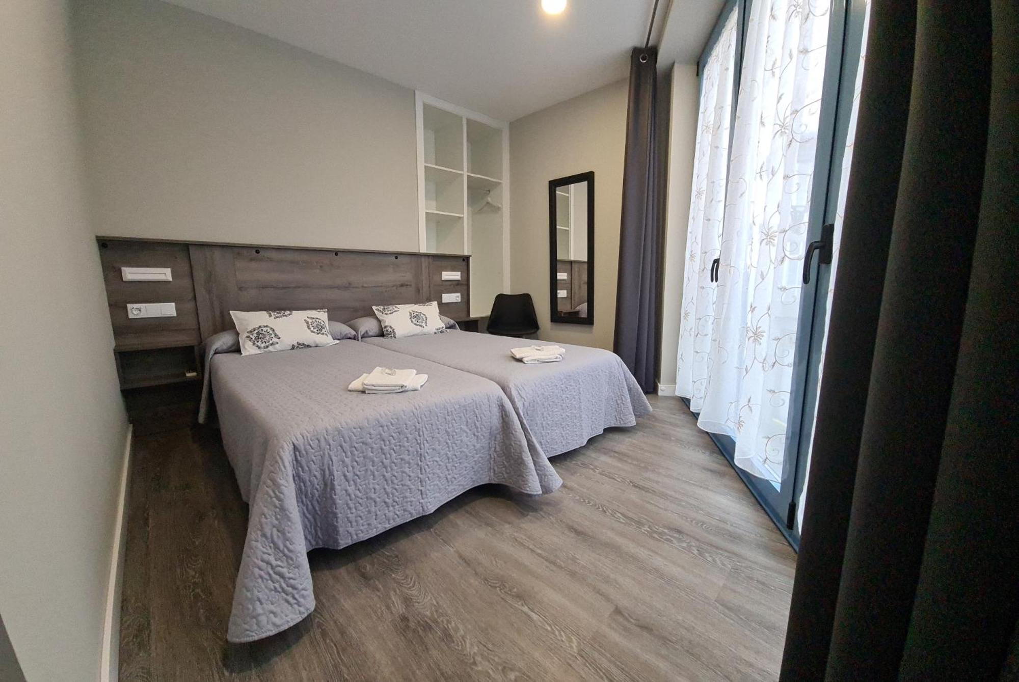 Apartamentos Carballal Palas de Rei Eksteriør bilde
