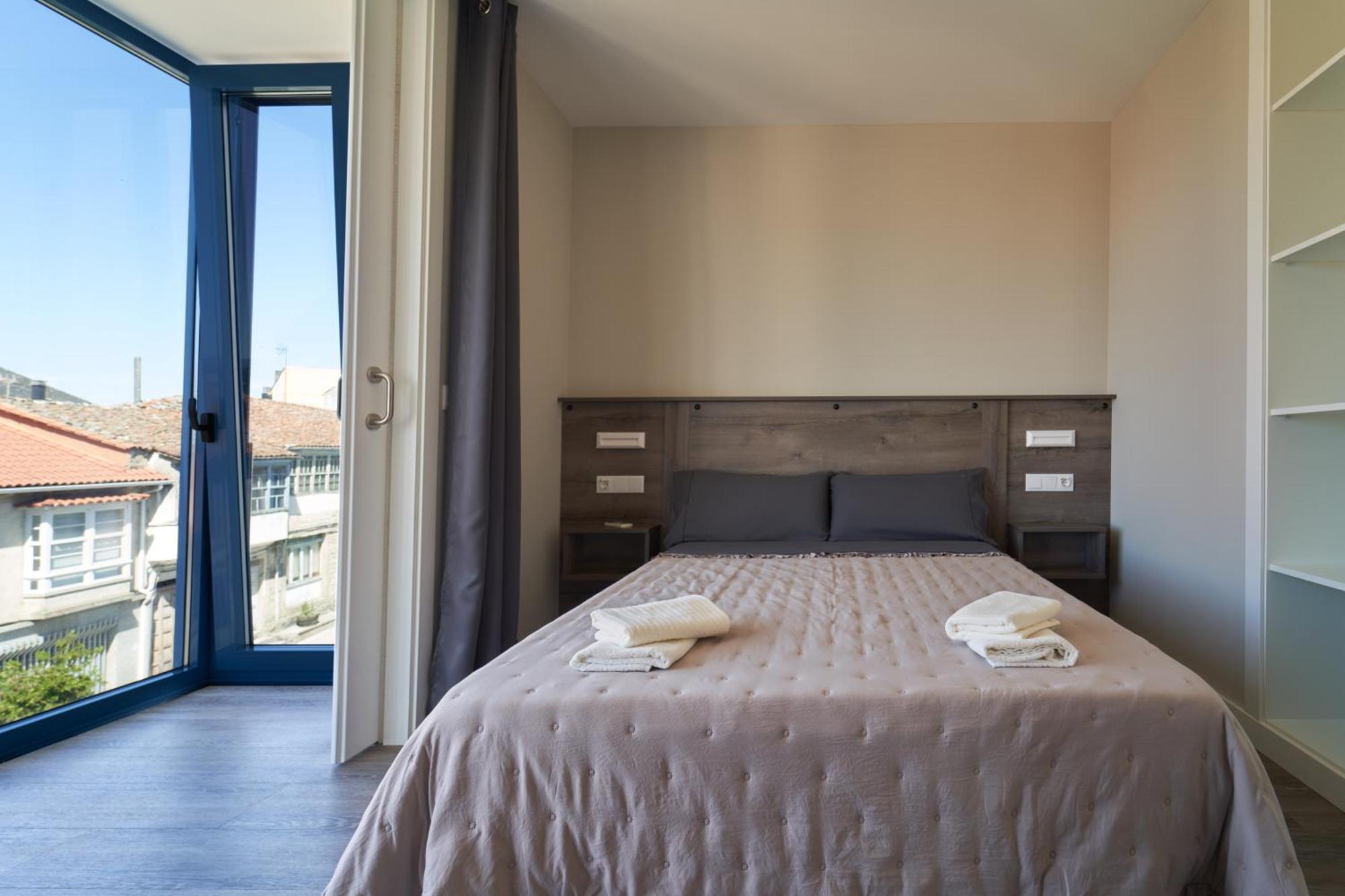 Apartamentos Carballal Palas de Rei Eksteriør bilde